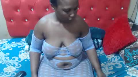 Snapshot of curveass93 chatting on July 9, 2:48 am curveass93 online show from July 9, 2:48 am