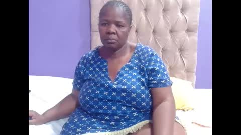 curveychubbyzoe online show from March 2, 8:21 am