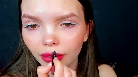 Snapshot of curvy_dynamite chatting on February 14, 8:10 am Sammy online show from February 14, 8:10 am