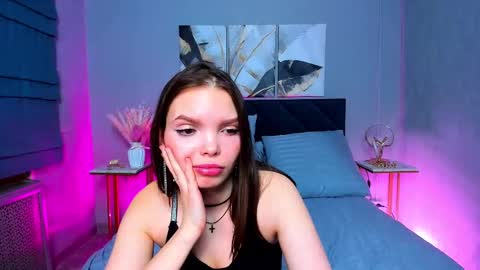 Snapshot of curvy_dynamite chatting on February 26, 7:31 am Sammy online show from February 26, 7:31 am