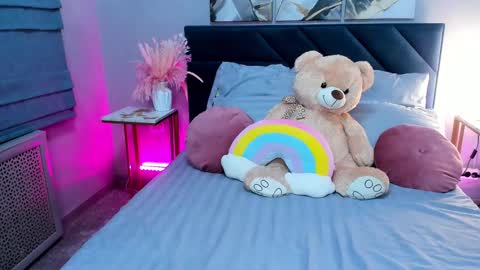 Snapshot of curvy_dynamite chatting on September 14, 1:16 am Sammy online show from September 14, 1:16 am