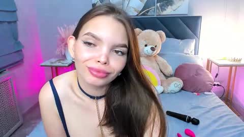 Snapshot of curvy_dynamite chatting on September 20, 1:28 am Sammy online show from September 20, 1:28 am