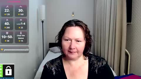 curvy_girlz online show from October 3, 4:37 pm