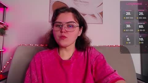 Snapshot of curvy_janie chatting on November 22, 4:22 am Jane online show from November 22, 4:22 am