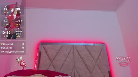 Snapshot of curvybaddie chatting on February 26, 12:49 am A online show from February 26, 12:49 am