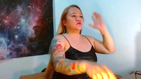 C H E R R Y  online show from October 29, 4:04 am