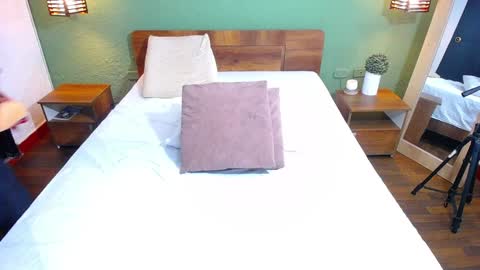 Danna online show from January 15, 8:05 pm