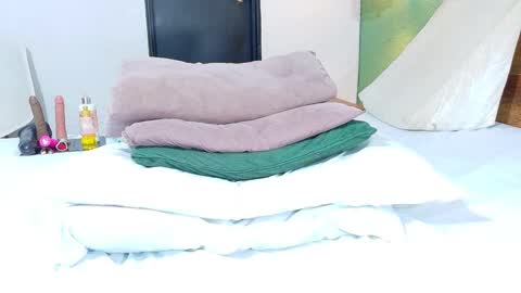 Danna online show from March 1, 10:21 pm