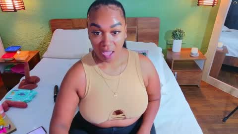 Danna online show from April 20, 7:04 pm