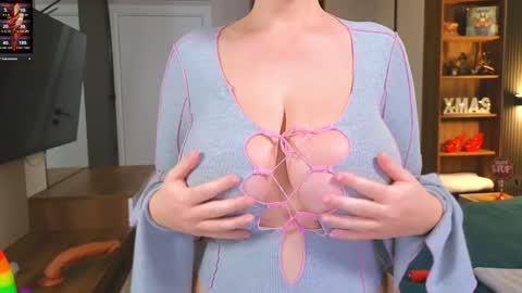 CurvyJules online show from December 13, 5:05 am