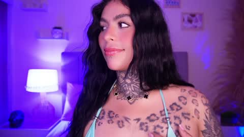 Snapshot of curvyliciouss chatting on January 12, 8:14 pm Samantha online show from January 12, 8:14 pm