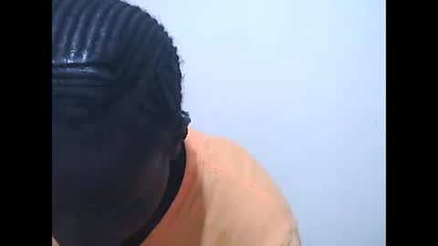 curvynubian online show from February 19, 4:25 pm