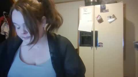 Snapshot of curvyplayday chatting on October 22, 2:12 am dahlia -kim online show from October 22, 2:12 am