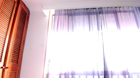 curvypornxxx online show from February 21, 1:33 pm