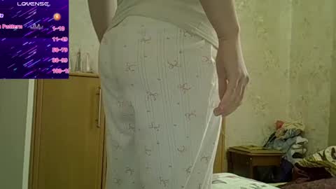 Curvy online show from April 22, 9:22 am