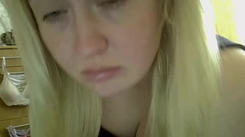 Snapshot of curvywild_lady30 chatting on April 28, 9:25 am Curvy online show from April 28, 9:25 am