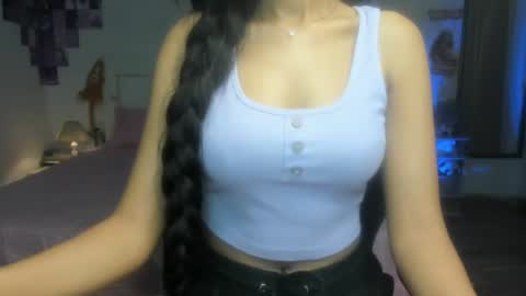 Snapshot of cute_alishaa chatting on July 3, 10:27 pm Alisha online show from July 3, 10:27 pm