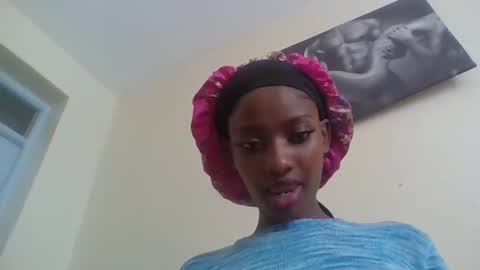Snapshot of cute_annah chatting on March 1, 11:39 am cute annah online show from March 1, 11:39 am