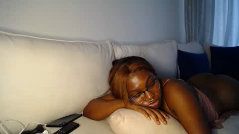 Liya online show from April 18, 10:41 am