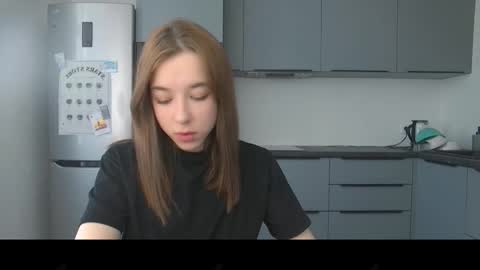 Snapshot of cute_beauty chatting on November 28, 10:07 am Amanda online show from November 28, 10:07 am