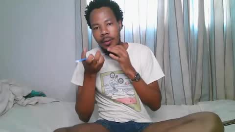 Snapshot of cute_blk chatting on June 27, 9:25 am cute_blk online show from June 27, 9:25 am