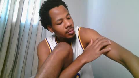 Snapshot of cute_blk chatting on July 7, 10:52 am cute_blk online show from July 7, 10:52 am