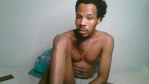 Snapshot of cute_blk chatting on July 19, 10:35 pm cute_blk online show from July 19, 10:35 pm