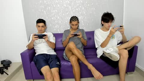 ARTURO-18  MATIAS-18  NIKOLAY-19  HADES-18  GABO-19 online show from January 11, 8:32 pm