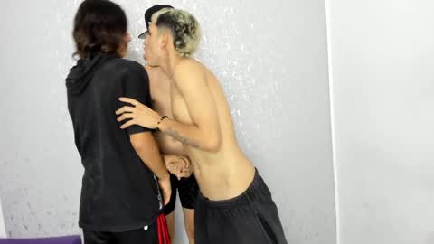 ARTURO-18  MATIAS-18  NIKOLAY-19  HADES-18  GABO-19 online show from January 17, 4:57 pm