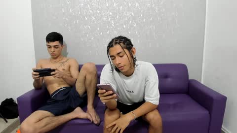 ARTURO-18  MATIAS-18  NIKOLAY-19  HADES-18  GABO-19 online show from January 22, 12:06 am