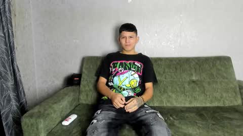 ARTURO-18  MATIAS-18  NIKOLAY-19  HADES-18  GABO-19 online show from January 10, 7:37 pm