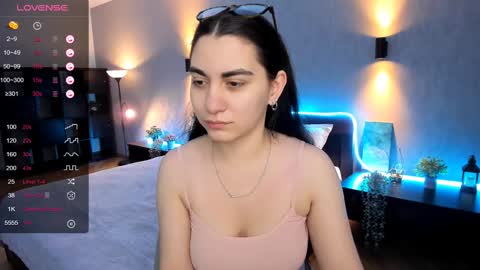 Hanna online show from January 14, 2:08 am