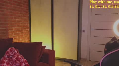 Snapshot of cute_darina chatting on December 16, 2:27 pm Everyday stream in the same time online show from December 16, 2:27 pm