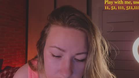 Snapshot of cute_darina chatting on December 29, 4:16 am Everyday stream in the same time online show from December 29, 4:16 am