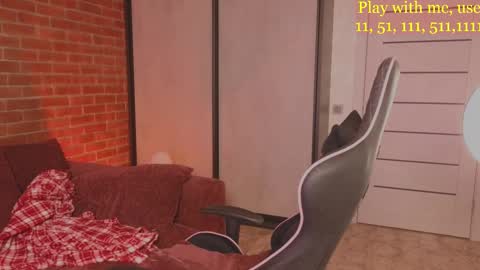 Snapshot of cute_darina chatting on March 5, 1:52 am Everyday stream in the same time online show from March 5, 1:52 am