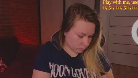 Snapshot of cute_darina chatting on March 8, 4:45 am Everyday stream in the same time online show from March 8, 4:45 am