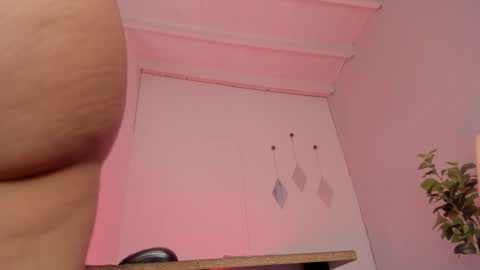 Stacy online show from November 10, 6:40 pm