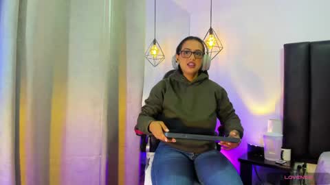 Snapshot of cute_elii chatting on May 25, 12:44 pm Independent Model online show from May 25, 12:44 pm