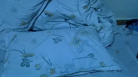 lynn online show from November 17, 3:12 am