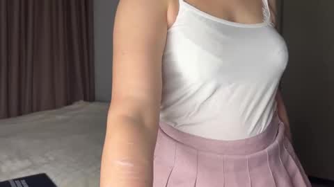Snapshot of cute_emiliya chatting on March 11, 5:35 am Emily online show from March 11, 5:35 am