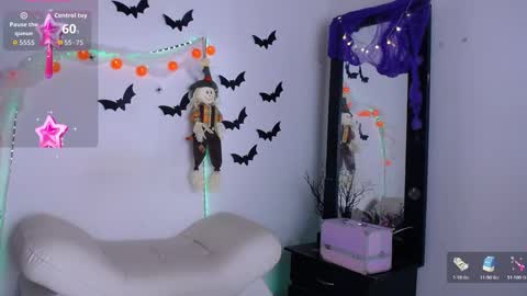 Cute horny1 online show from October 19, 2:45 am