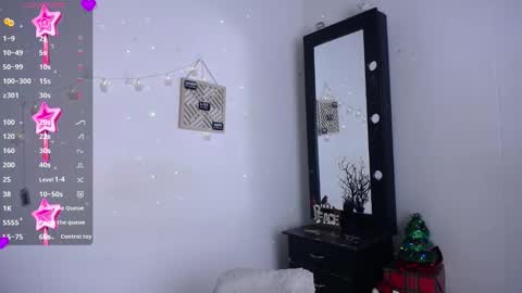 Cute horny1 online show from December 15, 3:33 am