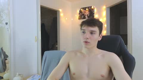 Kite and Jack online show from January 22, 1:20 am