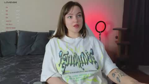 Kite and Jack online show from November 25, 4:23 am