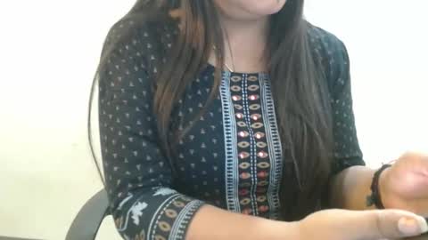 cute_kavya online show from October 15, 10:59 am
