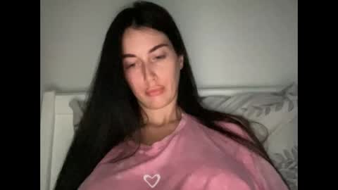 cute_kriss94 online show from June 4, 5:41 pm