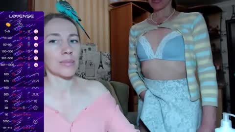 cute_lion_ online show from February 16, 12:10 pm