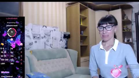 cute_lion_ online show from September 17, 11:23 am