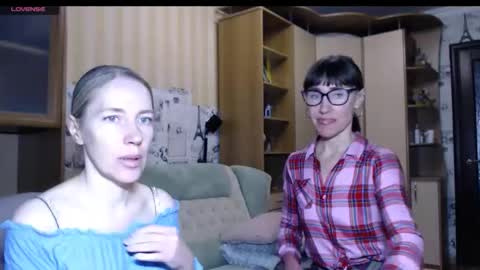 cute_lion_ online show from November 9, 12:14 pm