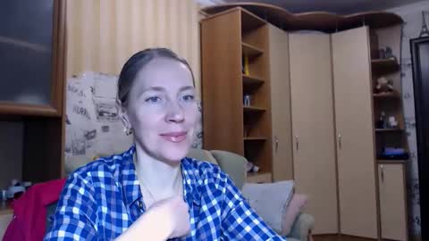 cute_lion_ online show from March 20, 7:19 pm